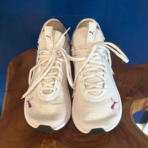 Women’s PUMA Amare White Deep Orchid Running Shoe Size 7